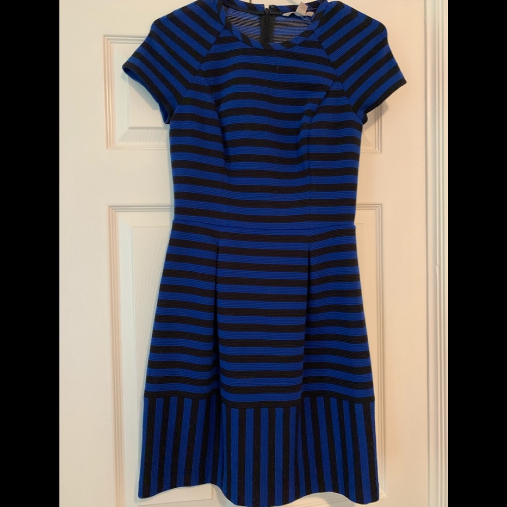 Blue and black short sleeve dress